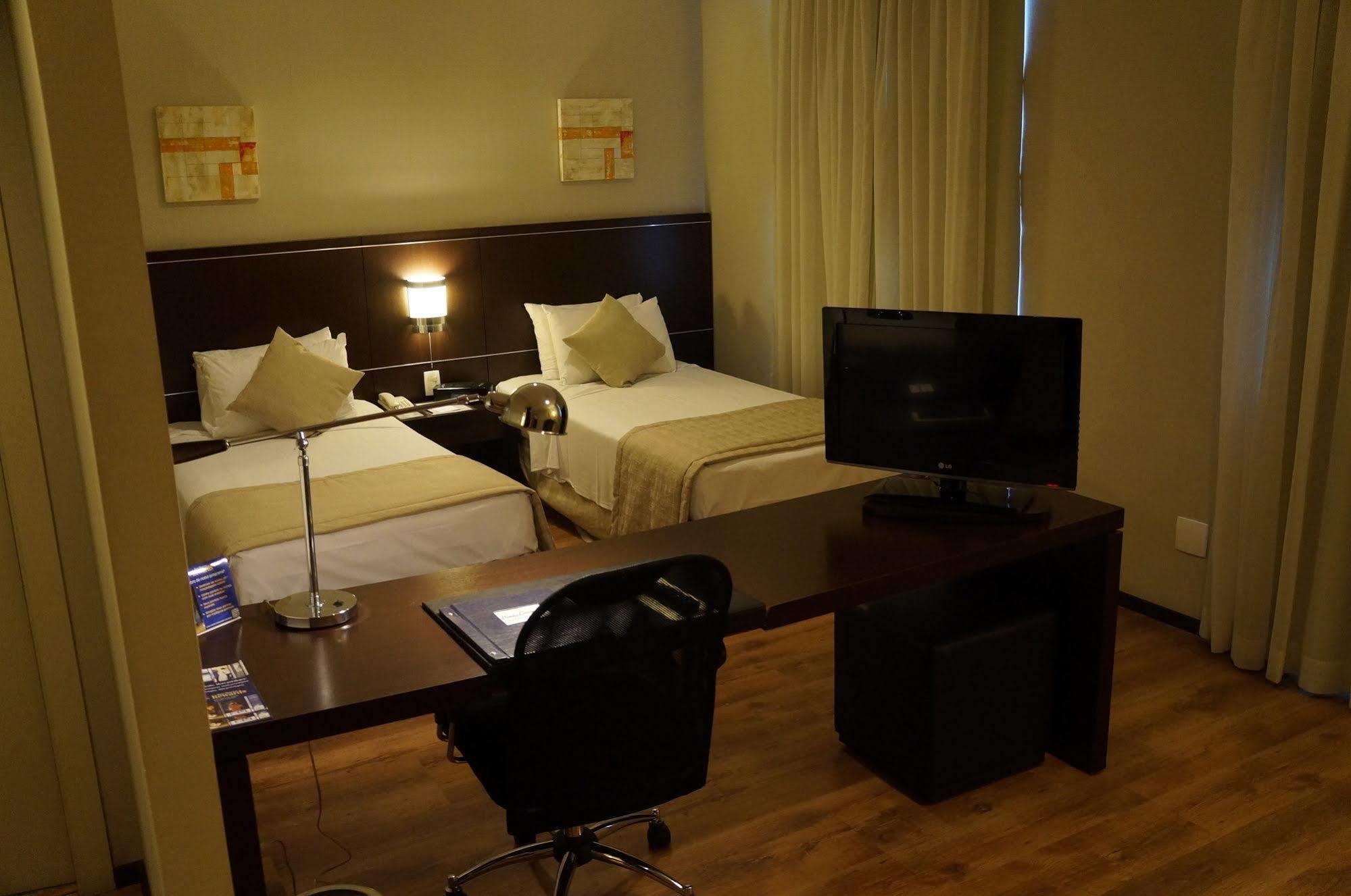 Travel Inn Osasco Bagian luar foto